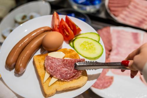 Hotel Pension Baronesse - image 10