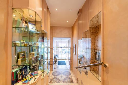 Hotel Pension Baronesse - image 11