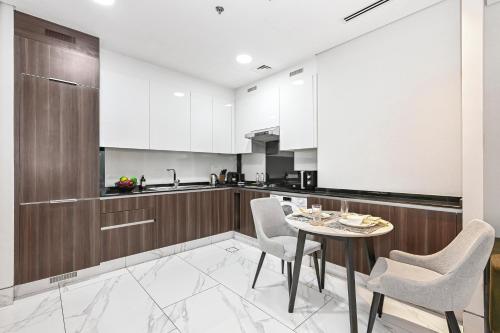 Luxury Modern Studio l Comfort & Style l Downtown, Dubai (Foto 9)
