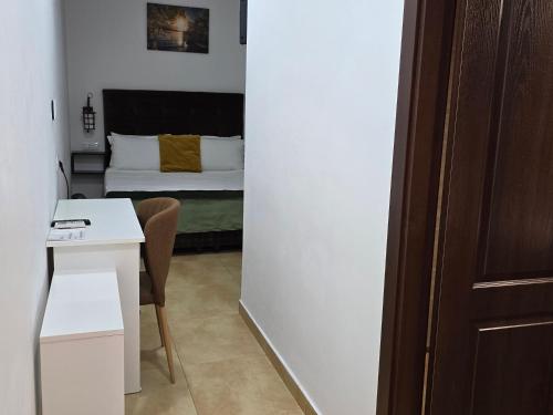 Poet Palace Bucharest Room Type - Superior double - room 5, 1 car parking space