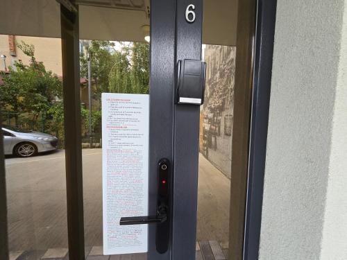 Poet Palace Bucharest Room Type - Superior double - room 6, 1 car parking space