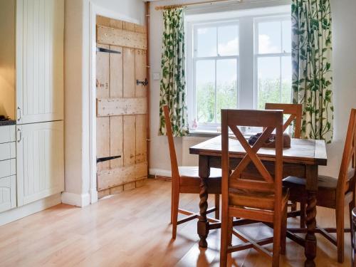 Зовнішній вигляд готелю, Field Cottage in Дамфріс та  Галлоуей