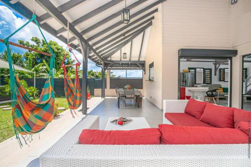 Villa Mabèlo, Jacuzzi, jardin tropical et authenticité martiniquaise (Villa Mabelo, Jacuzzi, jardin tropical et authenticite martiniquaise) in Gros-Morne