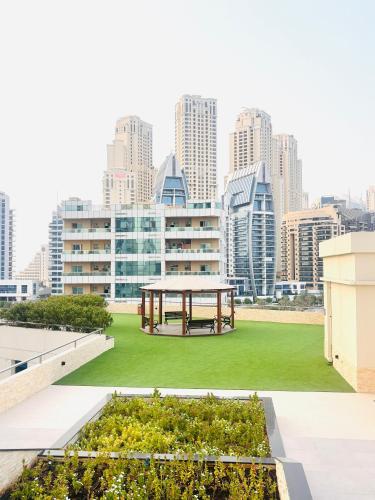Luxury One Bedroom Apartment In Dubai Marina, Dubai (Foto 8)