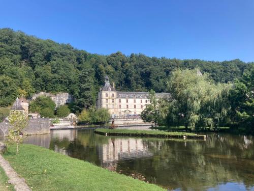 Le Studio in 布朗通