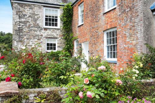 Polmear Farm Manor House