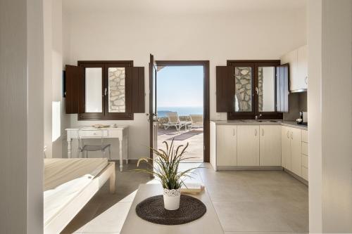 Zatrikion Santorini Villas in Moni Profitou Iliou