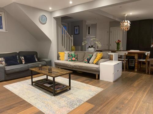 Stylish 2 Bedroom House in Barnes, London gîte à louer Barnes Bridge Railway Station