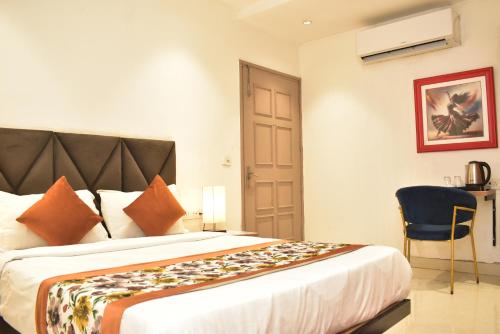 room detail thumbnail 0