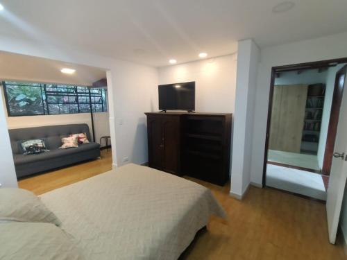 Apartamento Campestre para 5H Poblado San Lucas apt 112, Medellín (foto 9)
