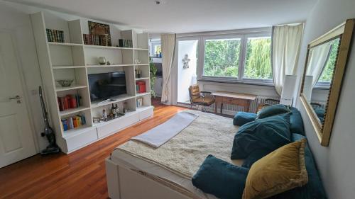 Cozy apartment with balcony - Charlottenburg, Berlin (photo 5)