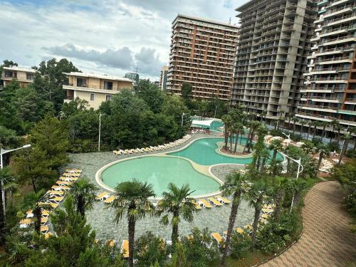DreamLand Oasis 10 in ชาควี