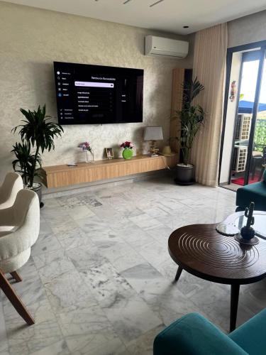 CASABLANCA BORD dE MER A 200 m DE LA PLAGE Appartement Haut de gamme 2 Chambres avec 2 Salles de bai in Al Fida