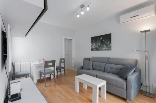 Apartment Cardenal Cisneros - image 4