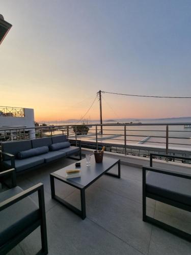 La vie luxury suites in Megalochori (Agkistri)
