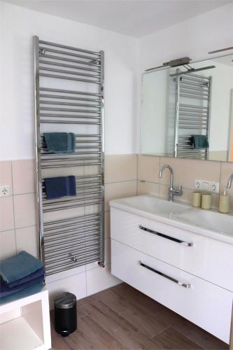 Fürdőszoba, Schöne Ferienwohnung vor den Toren Pullman Citys drei (Schone Ferienwohnung vor den Toren Pullman Citys drei) in Aicha vorm Wald