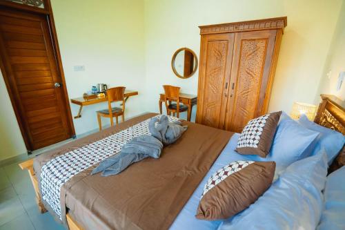 Suite with AC image 9
