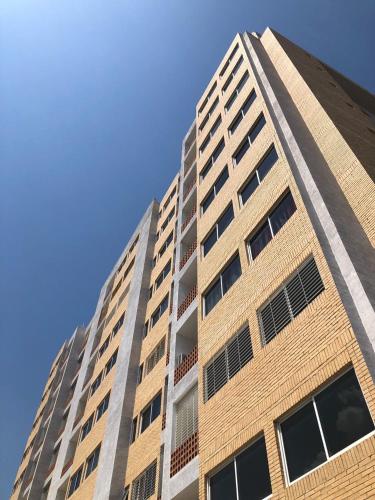 Exterior view, Apartamento zona Hesperia Sambil Complejos Deportivos near Arturo Michelena International Airport