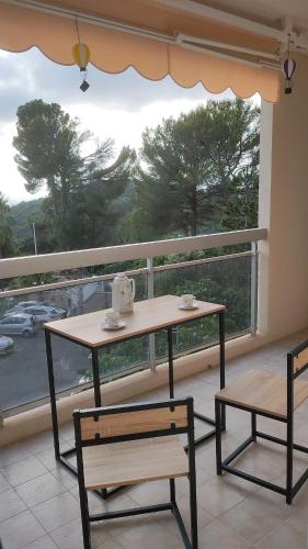 設施, Apartment with residential pool in 勒卡內