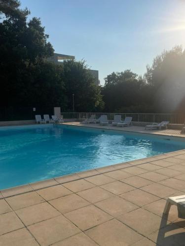 景觀, Apartment with residential pool in 勒卡內