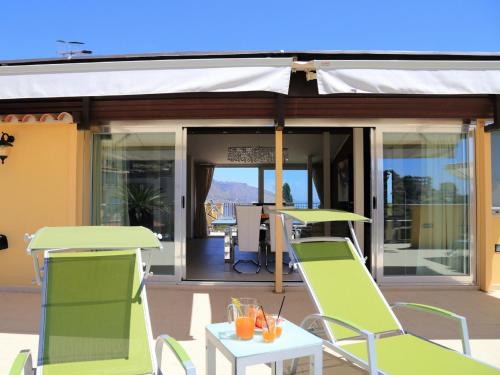 Panoramic Apartments Taormina Mazzarò - image 3
