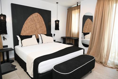ASTREA Relax Suites in Milos Island