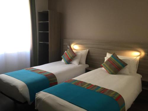 Superior Twin Room