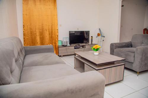 One-Bedroom Apartment room in F2 apartment in Cotonou