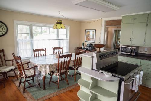 Iekārtas, Minutes to Bristol Mountain, Wineries, Canandaigua in Neiplsa (NY)