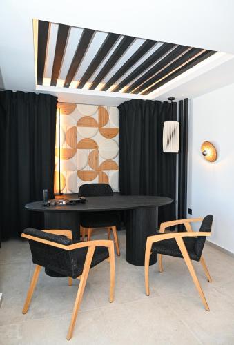 ASTREA Relax Suites in Milos Island