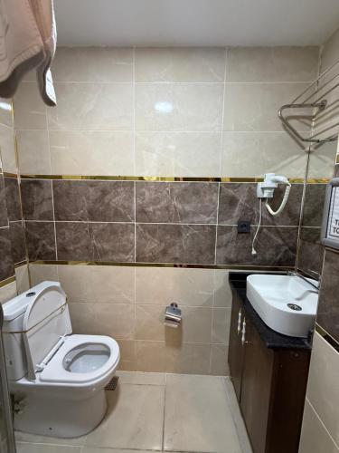 Double Room image 2