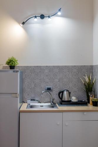 Inside Chiaia rooms - image 13