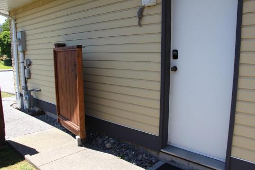 Guest Suite in Maple Ridge in Maple Ridge (BC)
