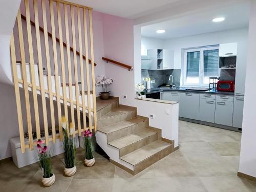 Apartma LANA in 斯波德尼耶斯哥菲耶 (哥佩爾)