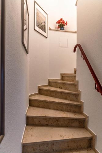 Lovely Apartment Quiet, bright, generous for two, private parking, Nürnberg (photo 9)
