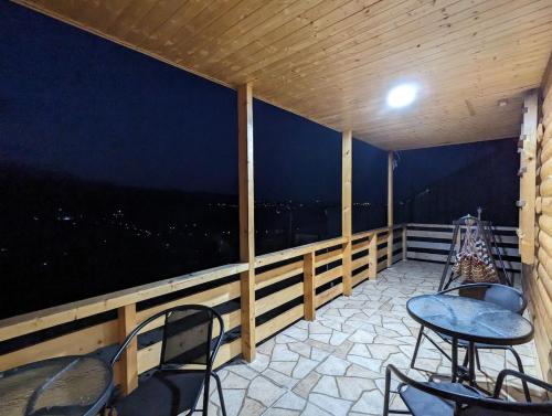 Kvish-Khedi Wooden Cottage in Akhaldaba