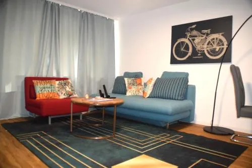 GraceHomes - 3 Room Apartment, Airport, Stuttgart Messe & Fair, Garage, Ventilator, Free Coffee, WiFi, 6 Guests Max in Leinfelden-Echterdingen, Deutschland