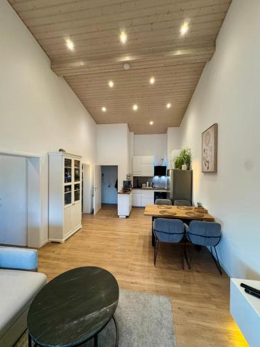 Stylish 3-room apartment, centrally located in Riedstadt