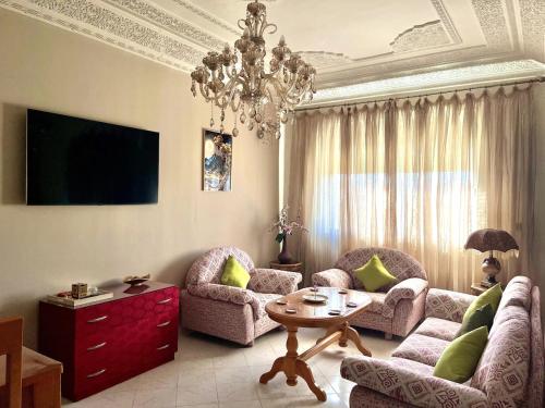 Spacious 140m Family Flat with air conditioner, Fès