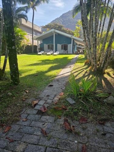 Casa pé na areia - Praia do Lázaro (Casa pe na areia - Praia do Lazaro) in ปรายา โด ลาซาโร