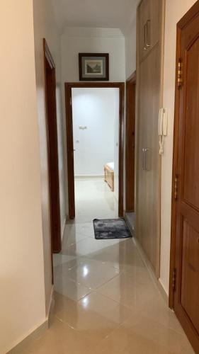 Cozy place, 1 min from the Beach - 1st Floor in 米迪克
