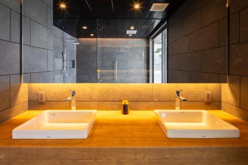 Amber Echoland MrT by Jade Group