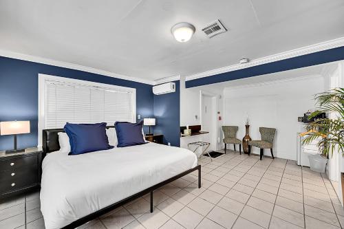 Inn On The Drive in Wilton Manors