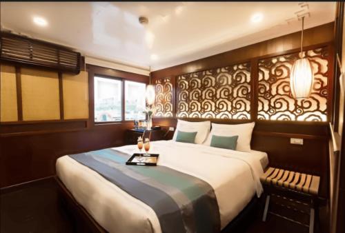 Deluxe Double or Twin Room with Ocean View image 3