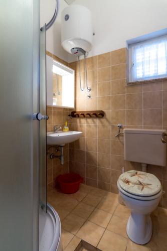 2 bedrooms, 2 beds