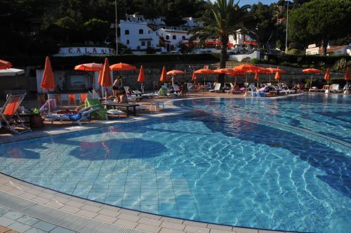 Hotel Cala di Mola - image 11