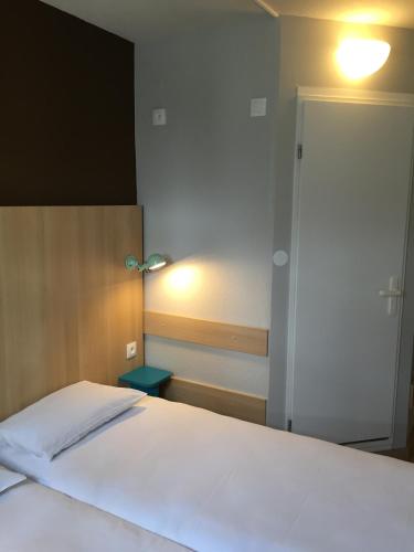 Hotel Reseda - main image