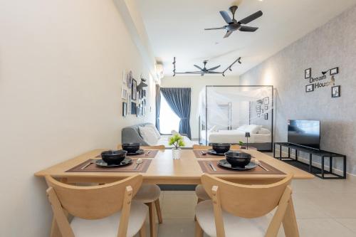 Edusphere  Suite -Cyberjaya University - image 13