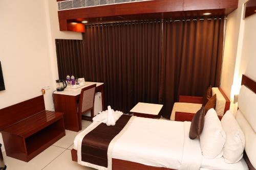 2 twin beds