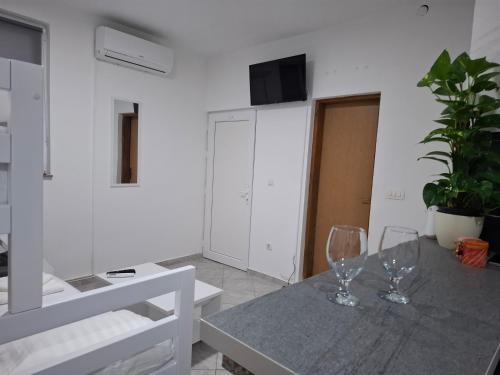 Konjic Stay, Konjic